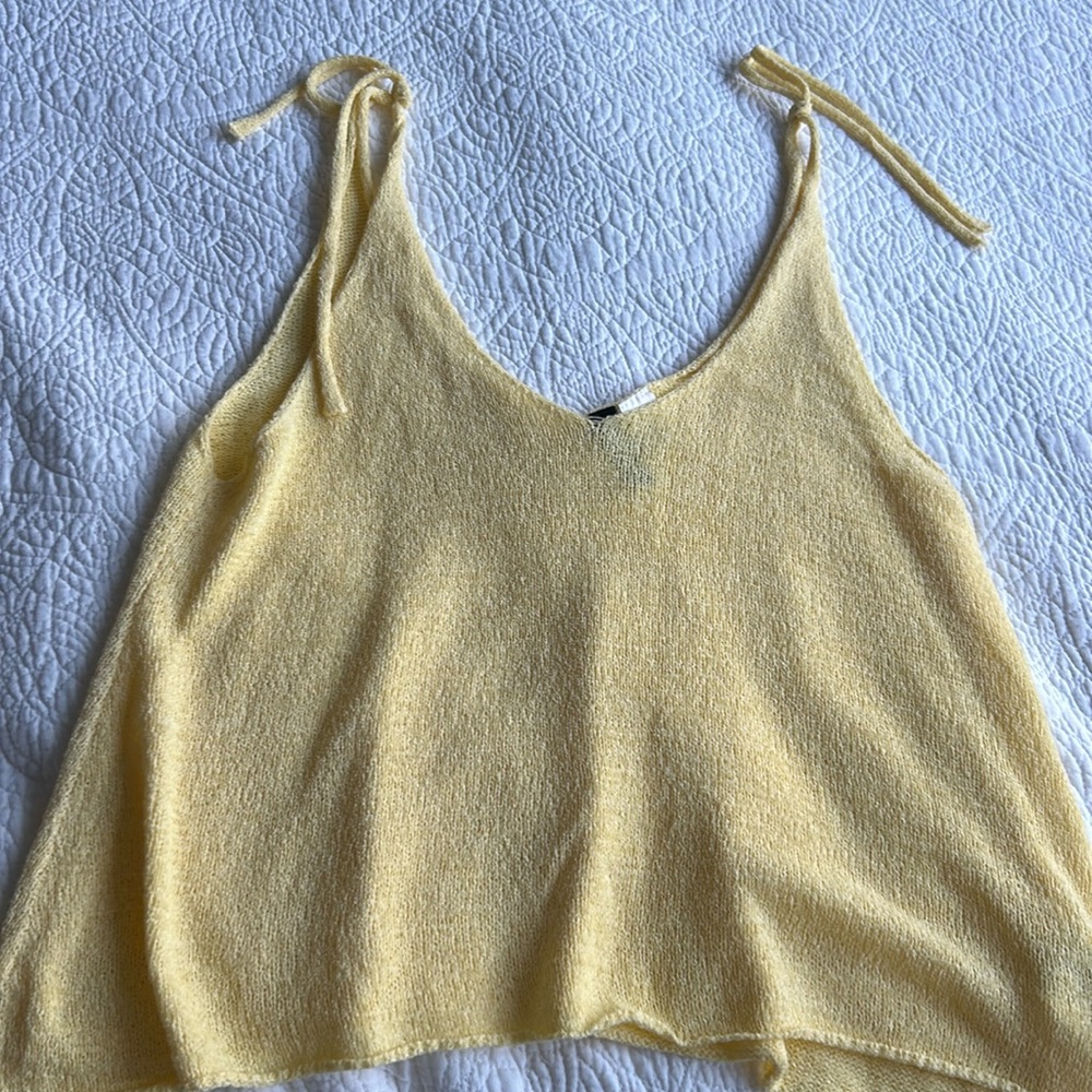 H&M  yellow knit Cami size M